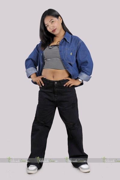 Avery gurung – Gallery 16